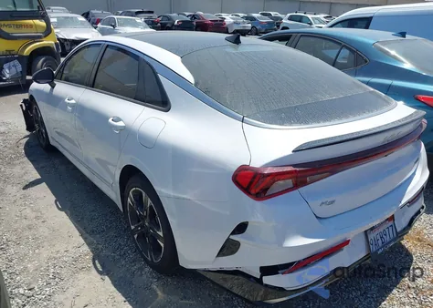 2022 Kia K5 Gt-Line z USA, uszkodzony, nr VIN 5XXG64J27NG133509